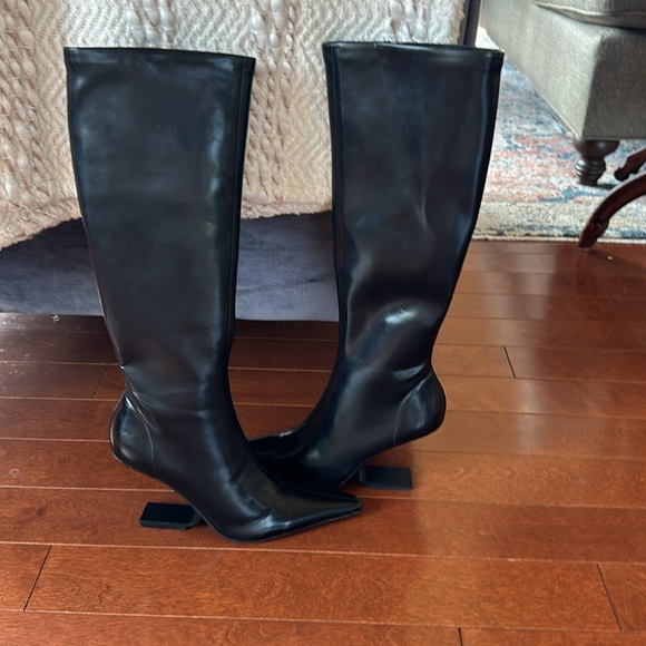 Jeffrey Campbell Women's Compass Hidden Heel Boots size 8 - Picture 6 of 8